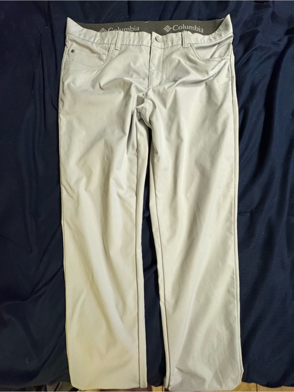 Columbia Men's Light Khaki Chino Golf Pants